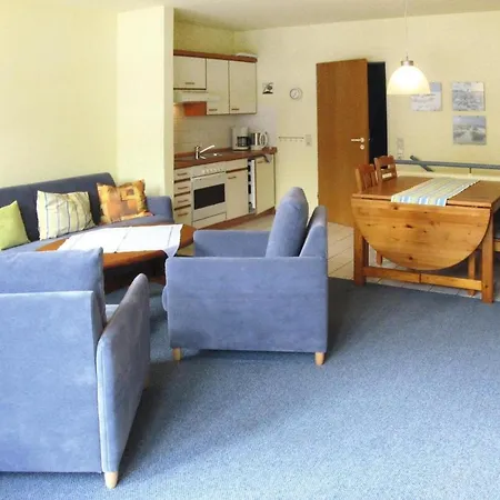 In Mit Einem Gemeinsamen Pool